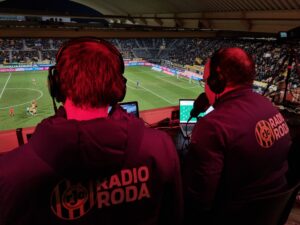 Luister 24/7 naar Radio Roda en steun Roda JC!